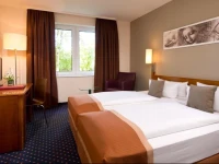 Leonardo Hotel Mannheim-Ladenburg 