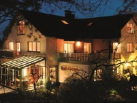 GГ¤stehaus-Weingut Loersch-Eifel 