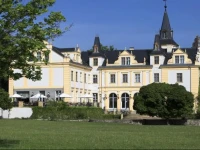 Schloss und Gut Liebenberg 
