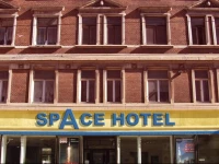 Space School & Online Hotel 