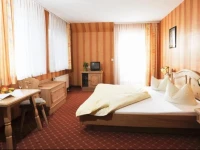 Land-gut-Hotel Zur Linde 