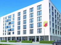 Super 8 Munich City West 