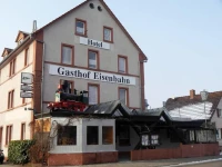 Hotel-Gasthof-Destille-Eisenbahn 