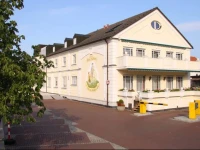 Hotel am Schlosspark Zum KurfГјrst 3*