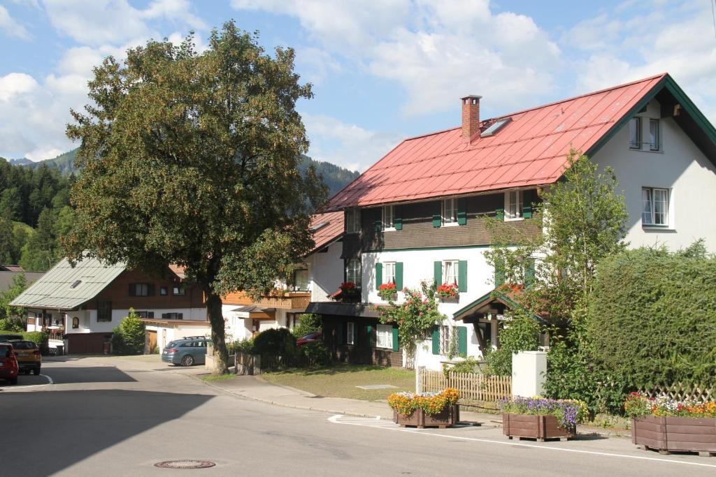 Ferienwohnungen Trettachblick 