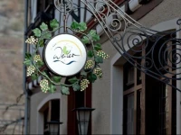 Hotel Restaurant Weinhaus Weiler 3*
