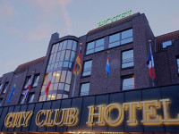 City Club Hotel