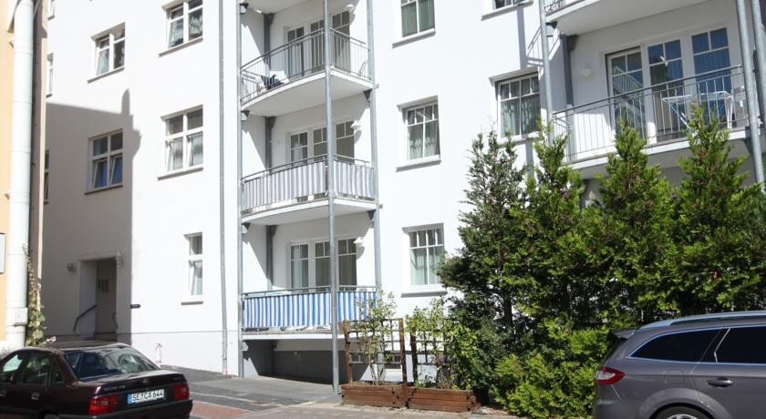 Haus Jahreszeiten by Rujana 