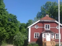 Г…bro HerrgГҐrd B&B 