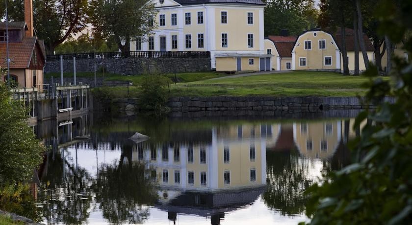 SchenstrГ¶mska HerrgГҐrden 