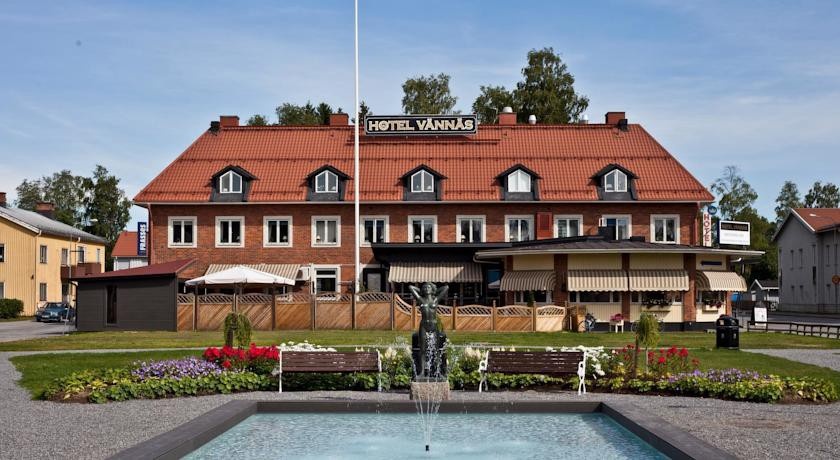 Hotel VГ¤nnГ¤s 