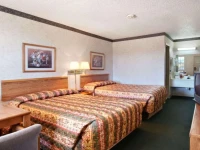 Super 8 Addison by The Galleria / North Dallas 