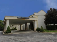Econo Lodge Akron Gilchrist Road 