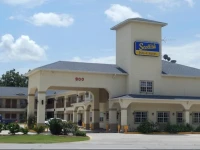 Scottish Inn and Suites Alvin 