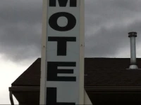 Trade Wind Motel 