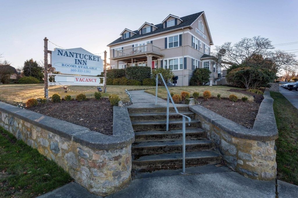 Nantucket Inn 