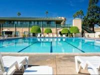 Anaheim Plaza Hotel & Suites 