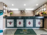 Quality Inn 