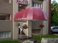 Dukes 8th Avenue Hotel 