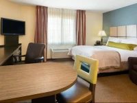 Candlewood Suites Arlington 