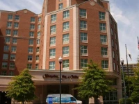 Hampton Inn & Suites Reagan National Airport - Crystal City 