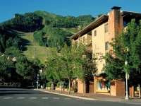 Aspen Square Condominium Hotel 