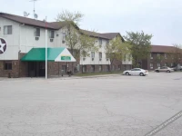 Crystal Inn Hotel - Suites 