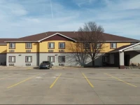 Motel 6 Augusta, KS 