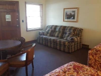 Early American Motel 