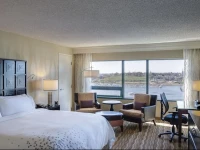 Renaissance Baltimore Harborplace Hotel 