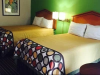 Winton Inn & Suites 