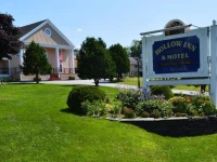 Hollow Inn and Motel 