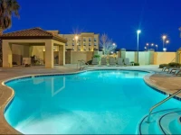 Holiday Inn Express Hotel & Suites Barstow 