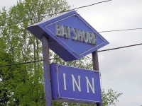 Bay Shore Inn 