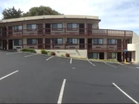 Hillside Lodge 