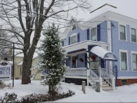 Holidae House Bed & Breakfast 