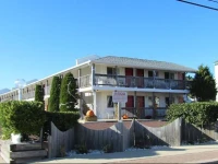 Sea Spray Motel 2*