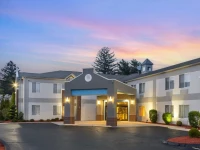 Best Western Plus New England Inn &amp; Suites 