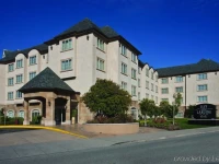 Bay Landing Hotel 