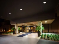 DoubleTree by Hilton San Francisco Airport 