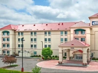 Lexington Inn & Suites 
