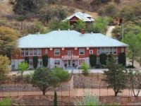 School House Inn Bed & Breakfast 