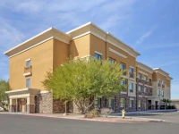 Comfort Suites Blythe 2*