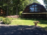 Howard House Lodge B & B 