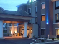 Holiday Inn Express and Suites - Bradford 