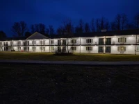 Colonial Motel and Spa 