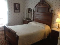 Bridgeport Inn 
