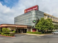 Clarion Hotel Broken Arrow 
