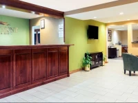 Baymont Inn &amp; Suites Louisville South I-65 