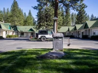 Green Gables Motel & Suites 2*